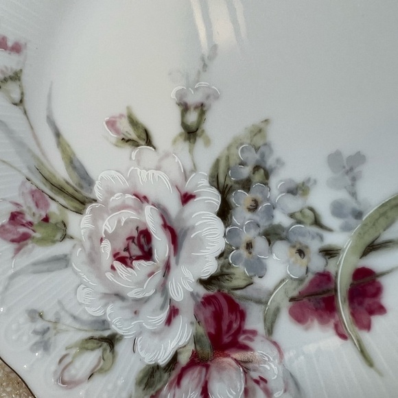 Andrea by Sadek 7 inch Plate - Picture 5 of 8